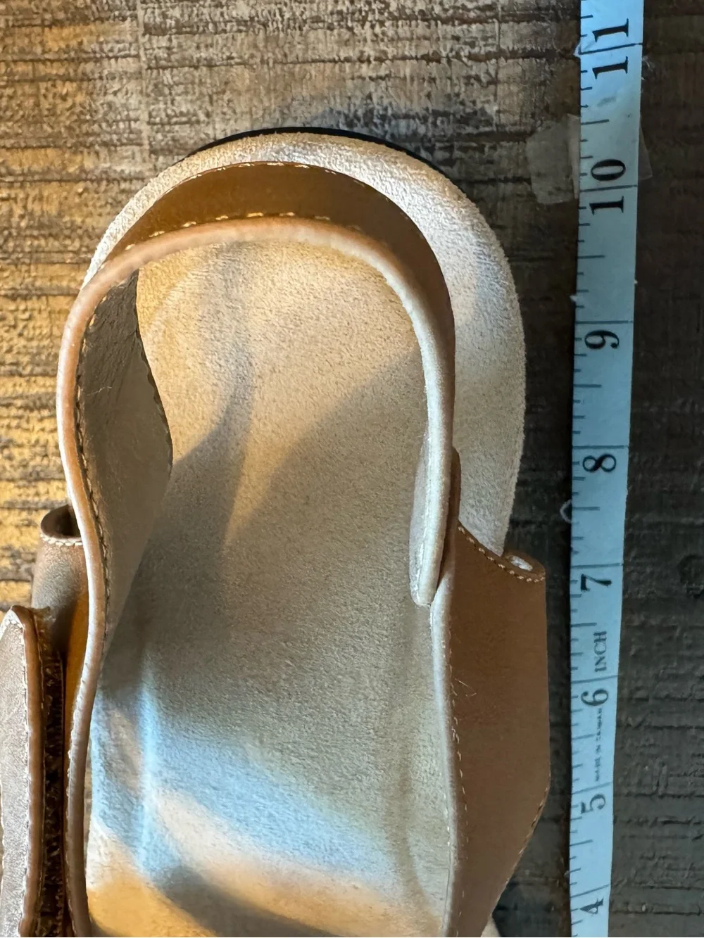 NWT Wedge Sandals Leather Wide Toe Arch Support Adjustable Strap Comfort Casual